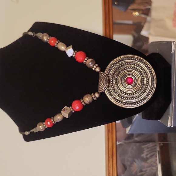 Jewelry - 5 For $25 Metal and Red Bead Medallion Choker